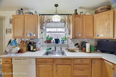  2137 Freedom Way, Pocono Summit, PA 18346 - Photo 11