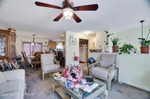2137 Freedom Way, Pocono Summit, PA 18346 - Photo 7