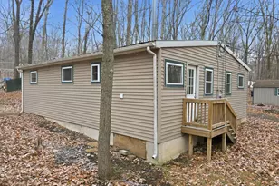 2208 Linden Ln, East Stroudsburg, PA 18302 - Photo 47