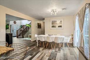 2127 Warwick Cir, Coolbaugh Township, PA 18466 - Photo 11