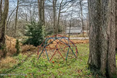  2127 Warwick Circle, Coolbaugh Township, PA 18466 - Photo 39