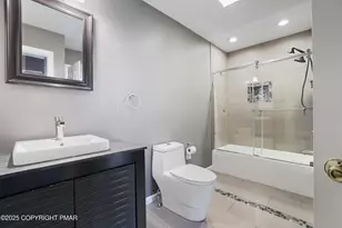 222 Abbington Dr, East Stroudsburg, PA 18302 - Photo 27