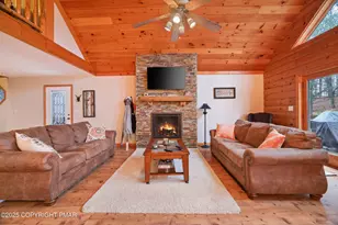 21 Sugar Maple Mew, Lake Ariel, PA 18436 - Photo 9