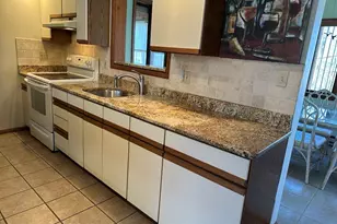 329 Hyland Dr, East Stroudsburg, PA 18301 - Photo 9