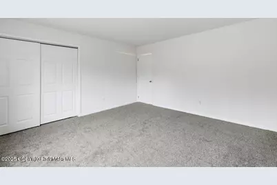  1273 Chateau Drive, East Stroudsburg, PA 18302 - Photo 11