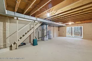 1273 Chateau Dr, East Stroudsburg, PA 18302 - Photo 15