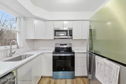  1273 Chateau Drive, East Stroudsburg, PA 18302 - Photo 7