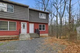 1273 Chateau Dr, East Stroudsburg, PA 18302 - Photo 1