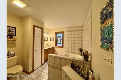  284 Eastshore Drive, East Stroudsburg, PA 18301 - Photo 17
