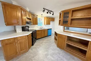 12 Ahearn Dr, Mount Bethel, PA 18343 - Photo 5