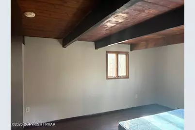  1095 Deer Run, Bushkill, PA 18324 - Photo 9