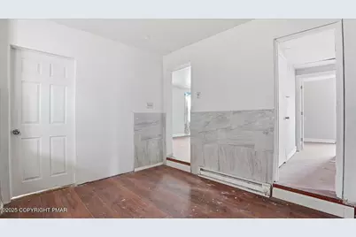  202 N Courtland Street, East Stroudsburg, PA 18301 - Photo 23