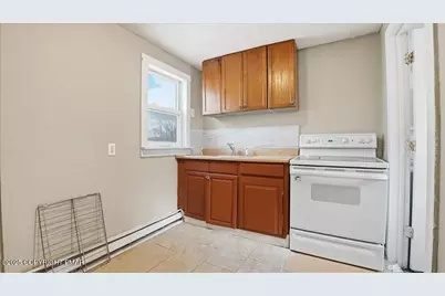  202 N Courtland Street, East Stroudsburg, PA 18301 - Photo 19