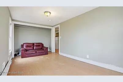  202 N Courtland Street, East Stroudsburg, PA 18301 - Photo 15