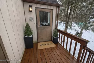 2219 Maple Leaf Ct, Pocono Lake, PA 18347 - Photo 23