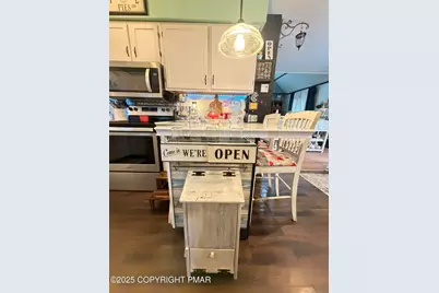  532 Country Place Drive, Tobyhanna, PA 18466 - Photo 11