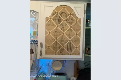  532 Country Place Drive, Tobyhanna, PA 18466 - Photo 15