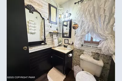  532 Country Place Drive, Tobyhanna, PA 18466 - Photo 27