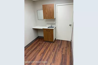  239 E Brown Street Ste #3, East Stroudsburg, PA 18301 - Photo 3