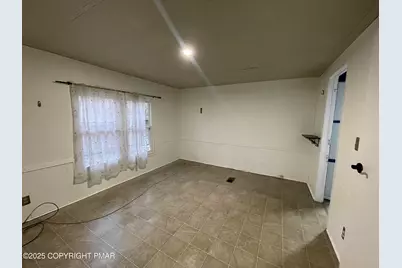  122 Willet Way, Henryville, PA 18332 - Photo 15