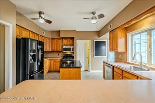 126 Devonshire Dr, Stroudsburg, PA 18360 - Photo 9