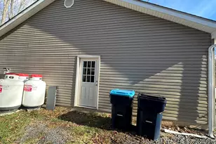 5186 Hummingbird Dr, Pocono Summit, PA 18346 - Photo 83