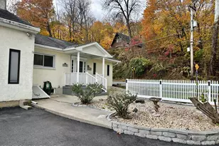 4305 N Delaware Dr, Easton, PA 18040 - Photo 5