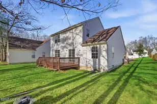 315 Witness Tree Ct, East Stroudsburg, PA 18301 - Photo 5