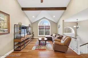 126 Snyder Ln, Scotrun, PA 18355 - Photo 3