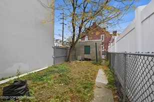 384 W Gordon St, Allentown, PA 18102 - Photo 29