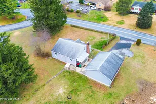 17 Mahoning Dr, Lehighton, PA 18235 - Photo 3