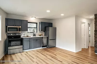  1013 Rob Roy Drive, Tobyhanna, PA 18466 - Photo 7