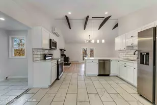 218 Vista Rd, Cresco, PA 18326 - Photo 5