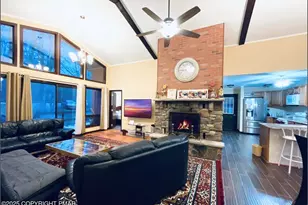 149 Livingston Ln, Gouldsboro, PA 18424 - Photo 3