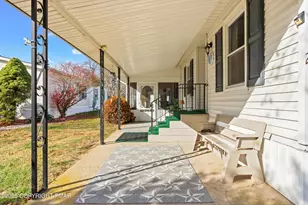 2 Hickory Hills Dr, Bath, PA 18014 - Photo 5