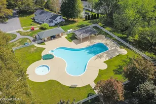 2 Hickory Hills Dr, Bath, PA 18014 - Photo 37