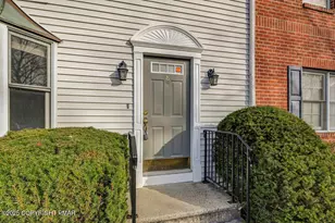 116 Eaglesmere Cir, East Stroudsburg, PA 18301 - Photo 7