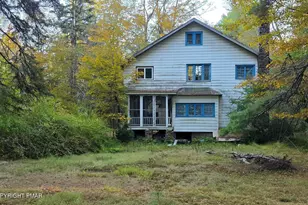 202 Moon Lit Trail, Pocono Pines, PA 18350 - Photo 3