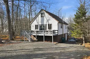 9781 Auburn Dr, Tobyhanna, PA 18466 - Photo 5