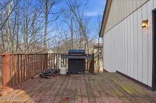 9781 Auburn Dr, Tobyhanna, PA 18466 - Photo 45