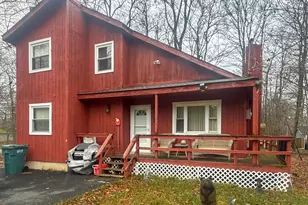 2638 Foxledge Dr, Tobyhanna, PA 18466 - Photo 15