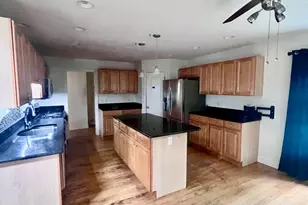 371 Joanne Ct, Bartonsville, PA 18321 - Photo 7