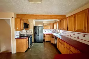 297 Hyland Dr, East Stroudsburg, PA 18301 - Photo 11