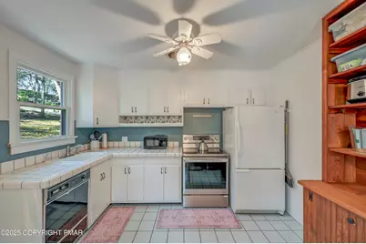  2148 Laurel Road, Buck Hill Falls, PA 18323 - Photo 13