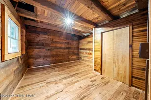 188 Twin Lakes Dr, Shohola, PA 18458 - Photo 17