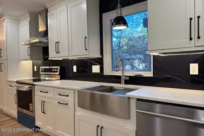  1131 Mink Court, Bushkill, PA 18324 - Photo 5