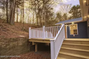 1131 Mink Ct, Bushkill, PA 18324 - Photo 19