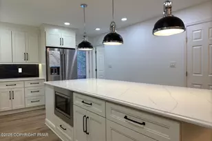 1131 Mink Ct, Bushkill, PA 18324 - Photo 11