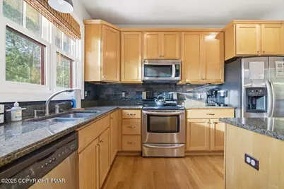  6 Fieldstone Court, Lake Harmony, PA 18624 - Photo 17