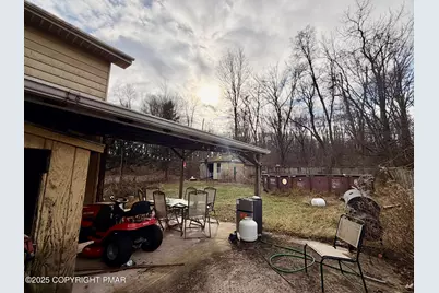  524 Independence Road, East Stroudsburg, PA 18301 - Photo 17